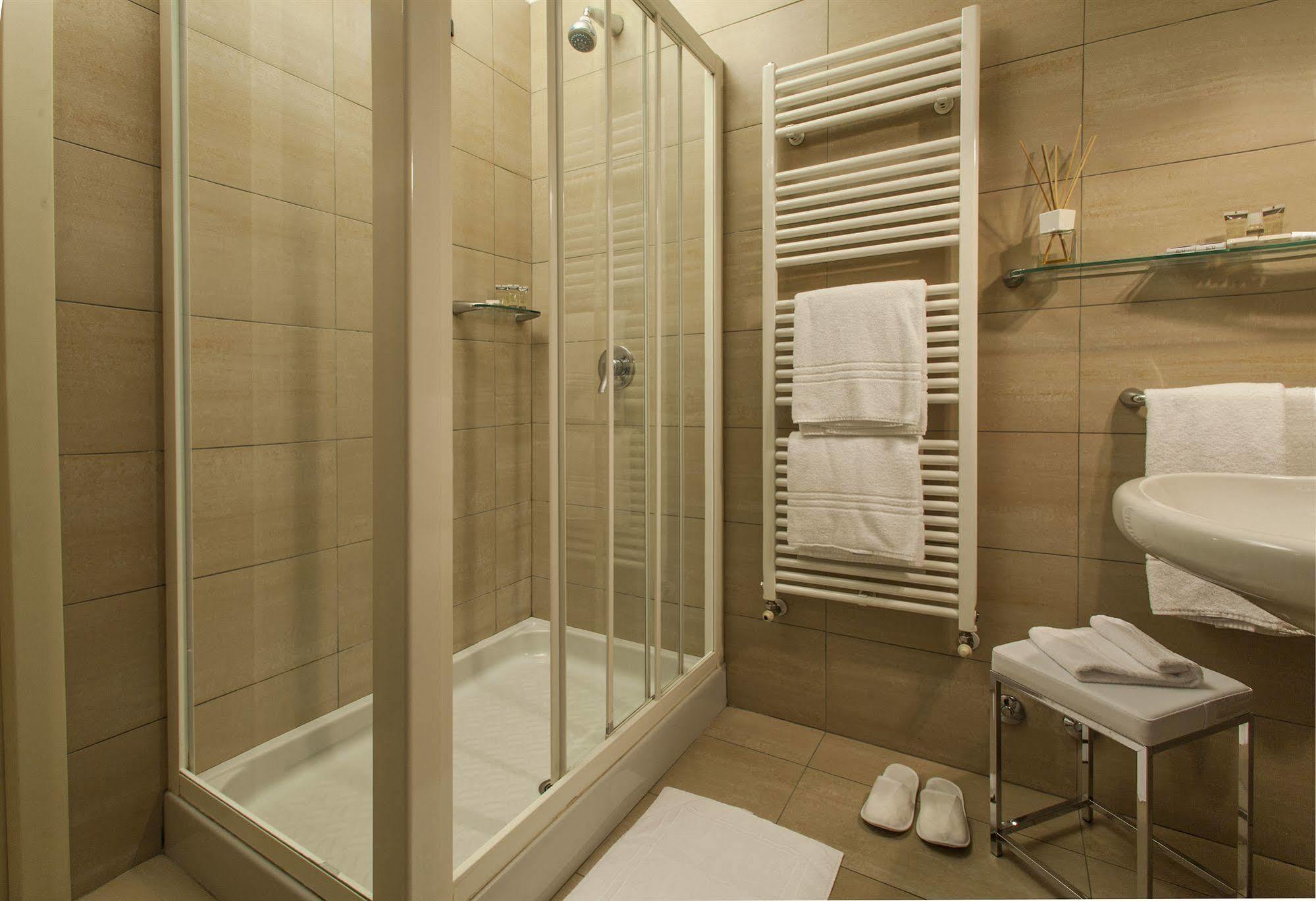 Hotel Cora Карате-Брианца Экстерьер фото
