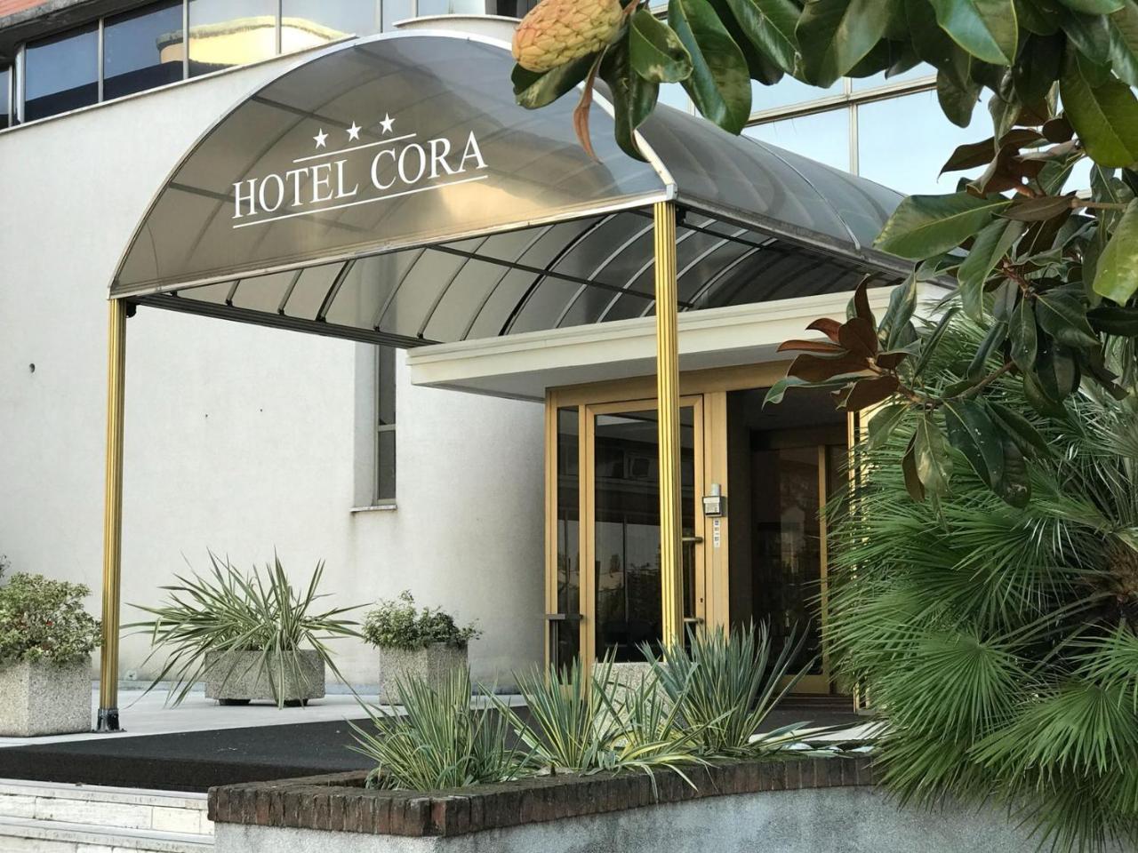Hotel Cora Карате-Брианца Экстерьер фото